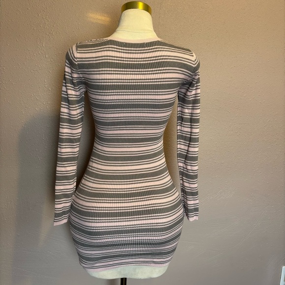 Say What? Black and White V-Neck Long Sleeve Bodycon Dress - Picture 2 of 3